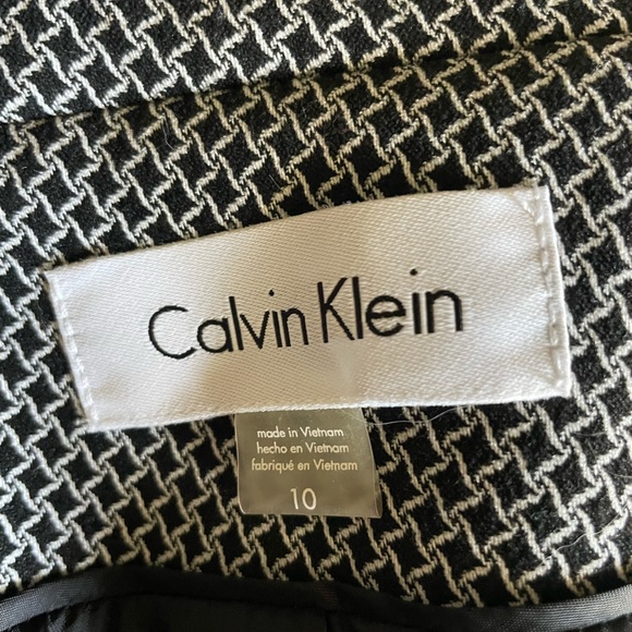 Calvin Kline suit jacket - Picture 8 of 8